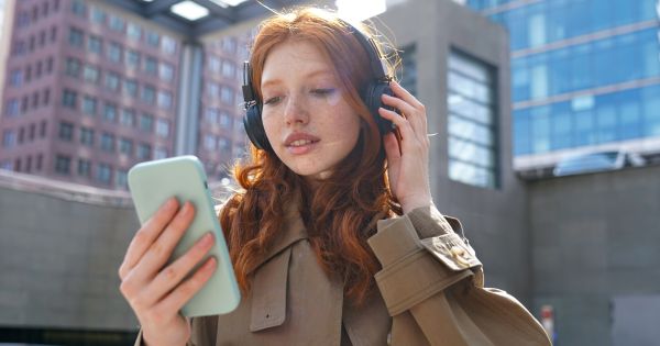 La révolution de la radio hybride : découvrez comment cette technologie inédite transforme notre expérience d’écoute !