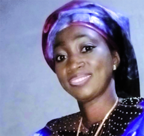 Gala de la presse régionale de Ziguinchor : Khady Sonko du Quotidien remporte le prix prestigieux – Découvrez son parcours exceptionnel !