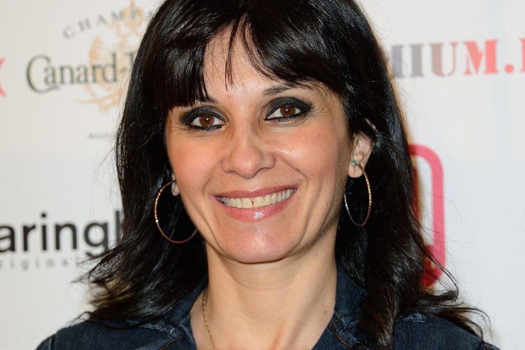 Homage à Alessandra Bianchi, l’éminente journaliste plongée passionnément dans le monde du football italien.