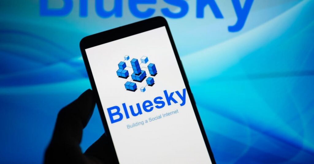 La plateforme de médias sociaux Bluesky surprend avec une croissance fulgurante : atteint désormais 2 millions d’utilisateurs !