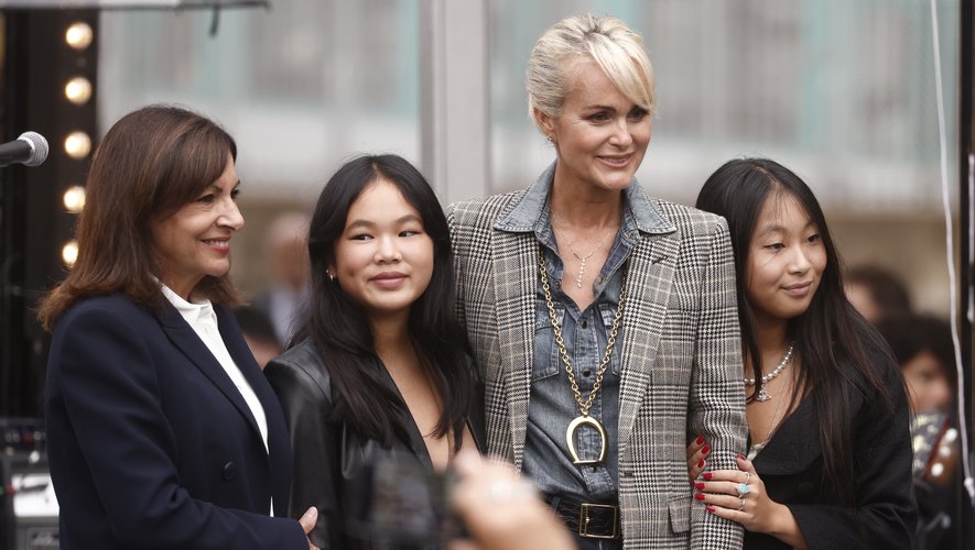 Les filles de Johnny Hallyday victimes d’un harcèlement quotidien en ligne : les conséquences dévastatrices des mots qui blessent