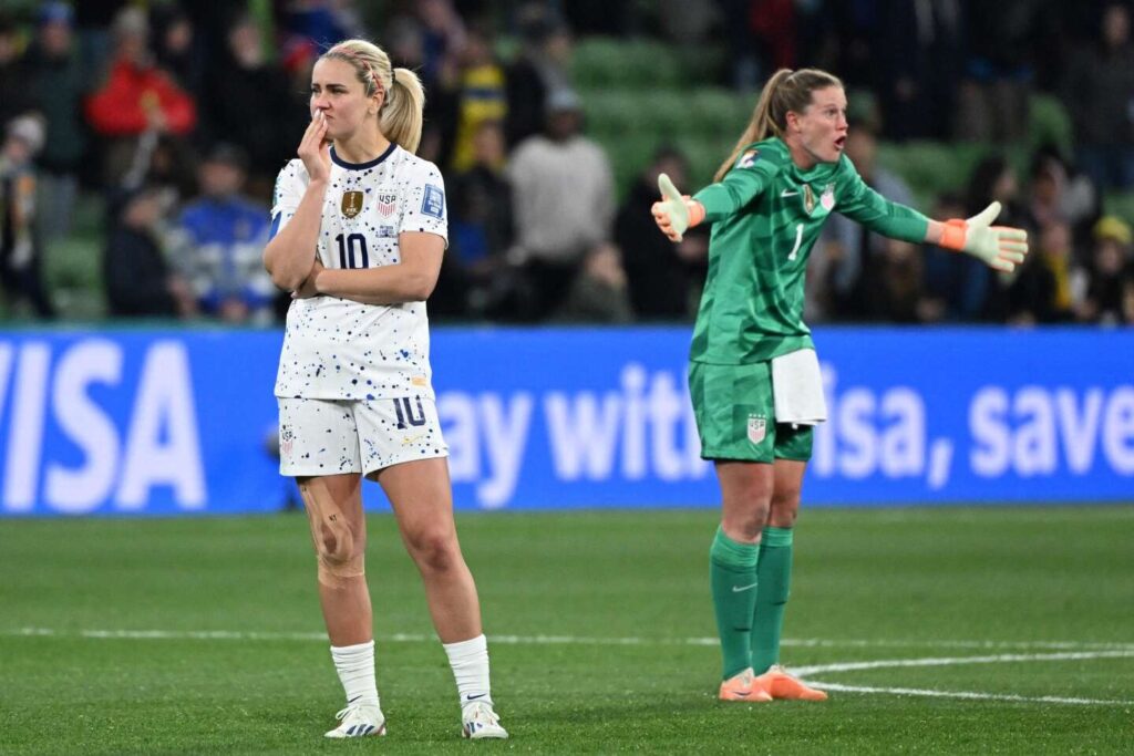 Les footballeuses, cibles principales du cyberharcèlement sur les réseaux sociaux : découvrez les dessous de cette réalité inquiétante !