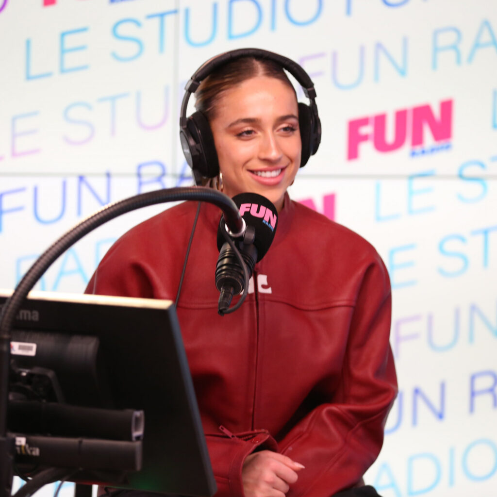 Tate McRae révèle les coulisses de son tube ‘Greedy’ dans une interview exclusive sur Fun Radio