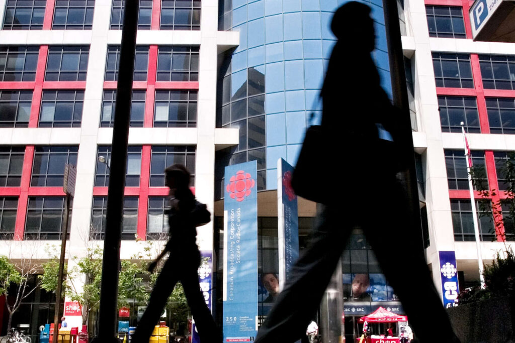 Une décision audacieuse : CBC Radio-Canada fait le grand saut en supprimant 600 emplois !