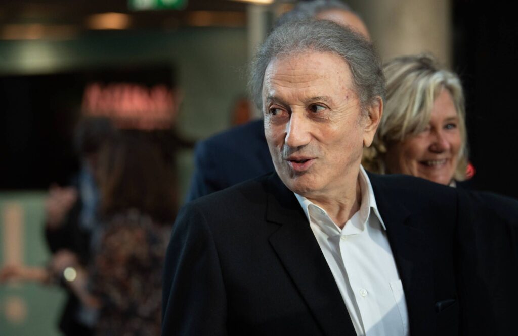 Michel Drucker crée la controverse en remettant en question l’enquête de Marie Portolano sur le sexisme dans le milieu journalistique sportif : des révélations surprenantes à découvrir !