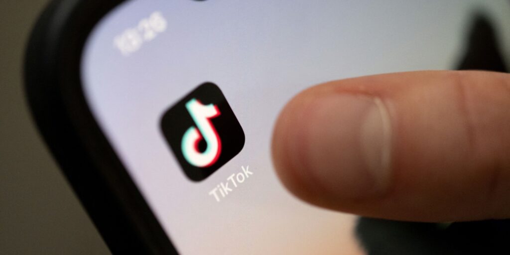 TikTok : le danger de la réinvention des évènements historiques qui préoccupe les enseignants d’Histoire-géo