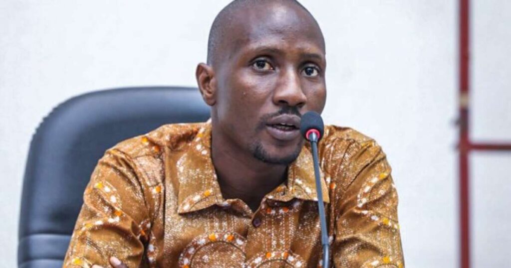 Burkina Faso : L’enlèvement du journaliste d’investigation Atiana Serge Oulon choque le pays