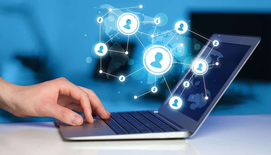 Boostez votre site web : Découvrez l’impact des réseaux sociaux sur votre succès en ligne !