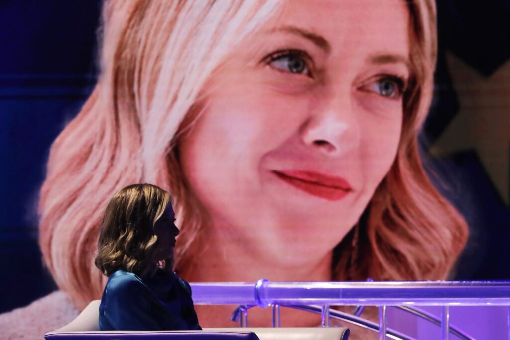 Giorgia Meloni : Comment elle façonne l’avenir de l’audiovisuel public