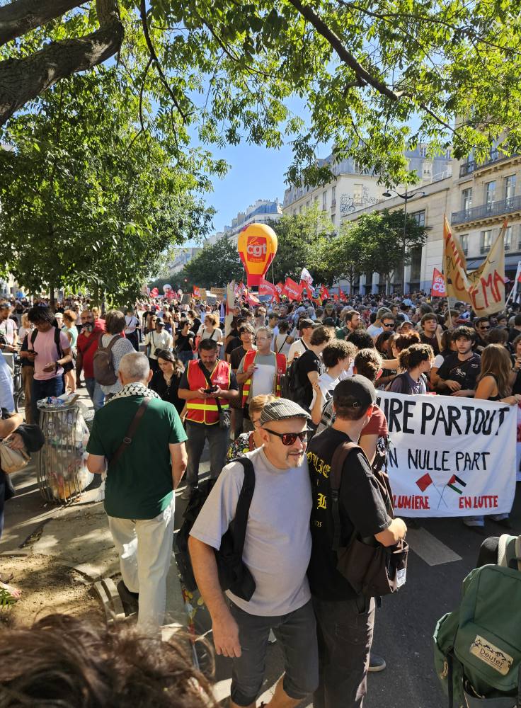 Découvrez l’impact des médias le 18 septembre : révélations et analyses